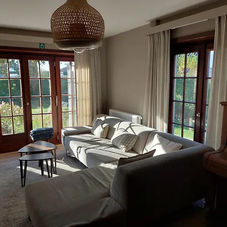 Domein 15 De Haan Nieuwmunster, 4-bedroom House For Up To 6 People, Between Wenduine, 1 Km, And De Haan, 2 Km, 500 Meters From The Beach,15 Min From Bruges, Ostend And Knokke, Fenced Garden, Bed Linen And Towels Provided, Pet Allowed, On Dema Дом отдыха *
