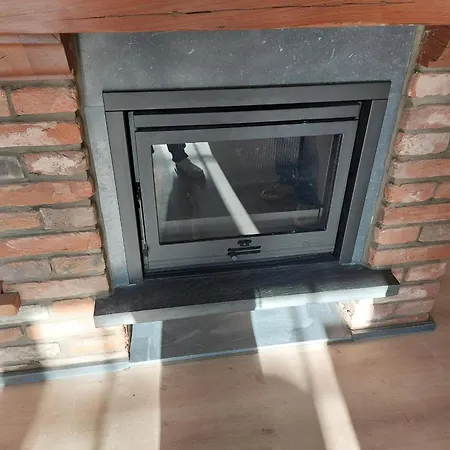 Domein 15 De Haan Nieuwmunster, 4-bedroom House For Up To 6 People, Between Wenduine, 1 Km, And De Haan, 2 Km, 500 Meters From The Beach,15 Min From Bruges, Ostend And Knokke, Fenced Garden, Bed Linen And Towels Provided, Pet Allowed, On Dema بيت للعطل