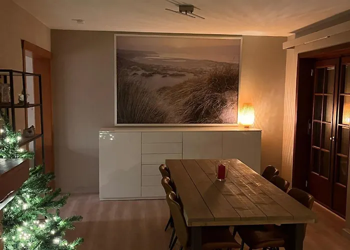 Domein 15 De Haan Nieuwmunster, 4-bedroom House For Up To 6 People, Between Wenduine, 1 Km, And De Haan, 2 Km, 500 Meters From The Beach,15 Min From Bruges, Ostend And Knokke, Fenced Garden, Bed Linen And Towels Provided, Pet Allowed, On Dema بيت للعطل *